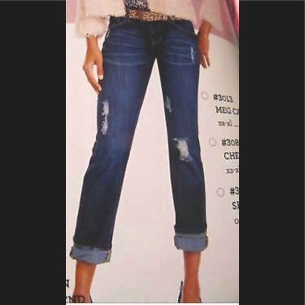 CAbi Slim Boyfriend Jean